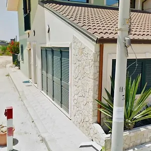 Le Di Mia , Marzamemi Italia